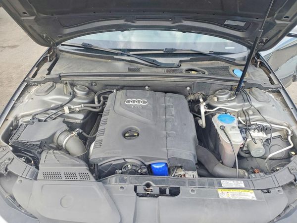 2014 AUDI A4 quattro Premium