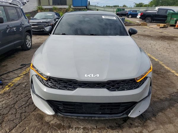 2022 KIA K5