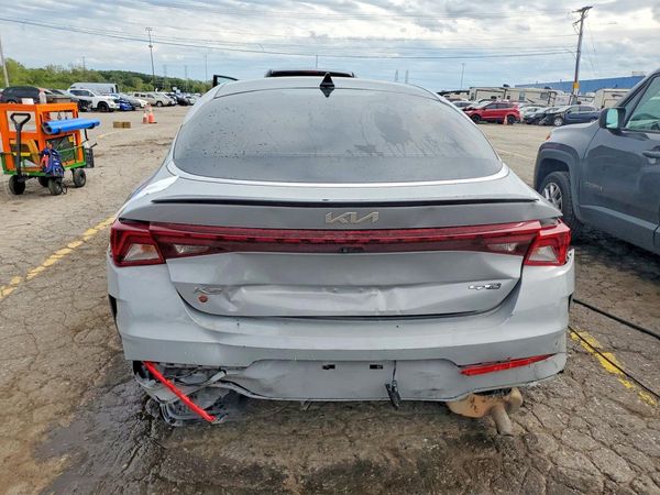 2022 KIA K5