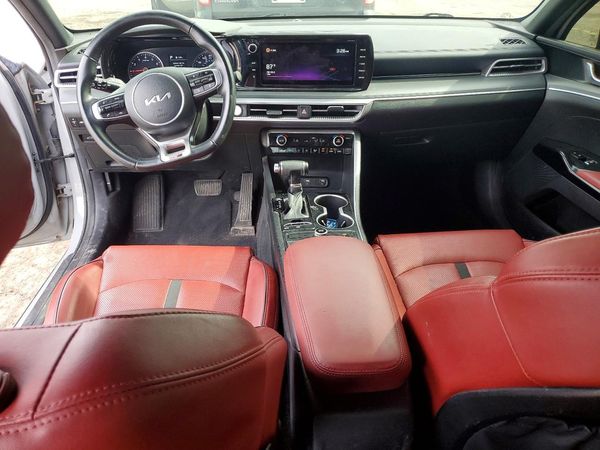 2022 KIA K5