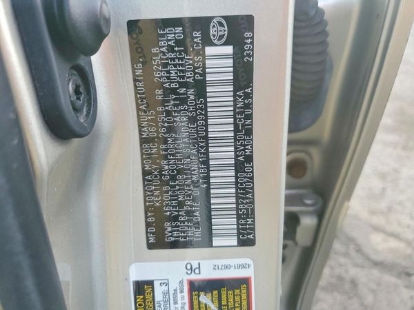 2015 TOYOTA CAMRY — VINS