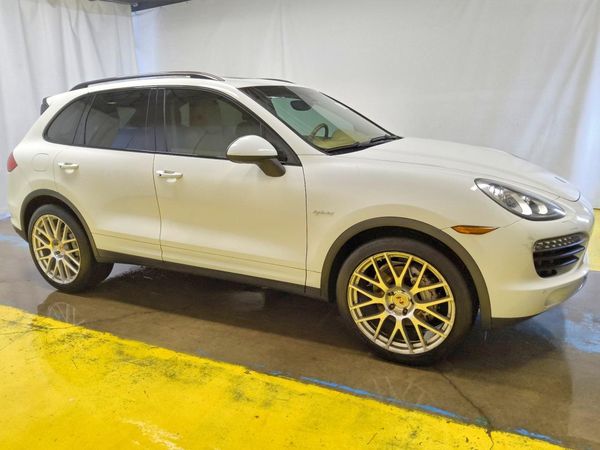 2013 PORSCHE CAYENNE S Hybrid