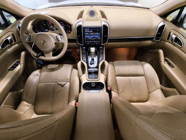 2013 PORSCHE CAYENNE S Hybrid