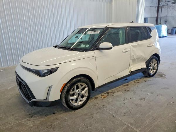 2025 KIA SOUL — DSFA — Front 3/4