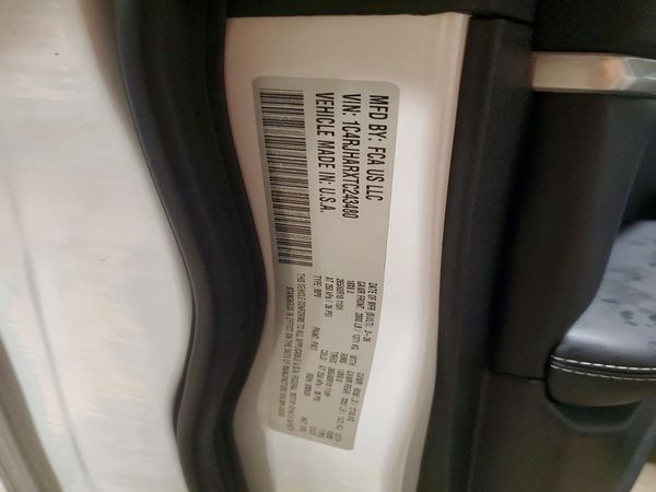 2026 JEEP GRAND CHEROKEE Base, Laredo