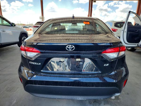 2025 TOYOTA COROLLA LE