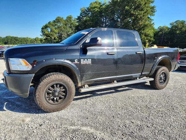 2017 RAM 2500 ST