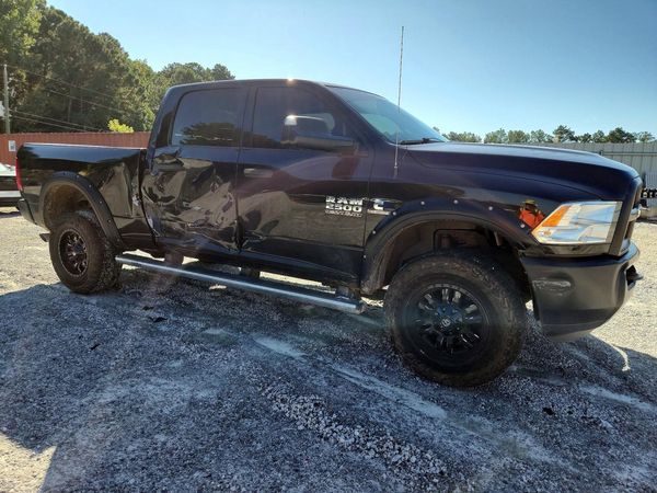 2017 RAM 2500 ST