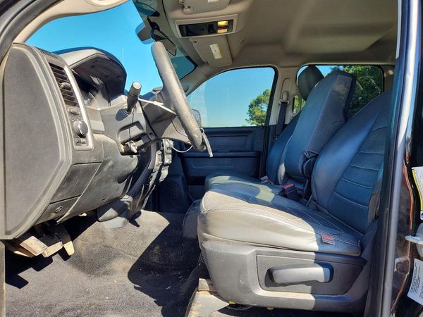 2017 RAM 2500 ST