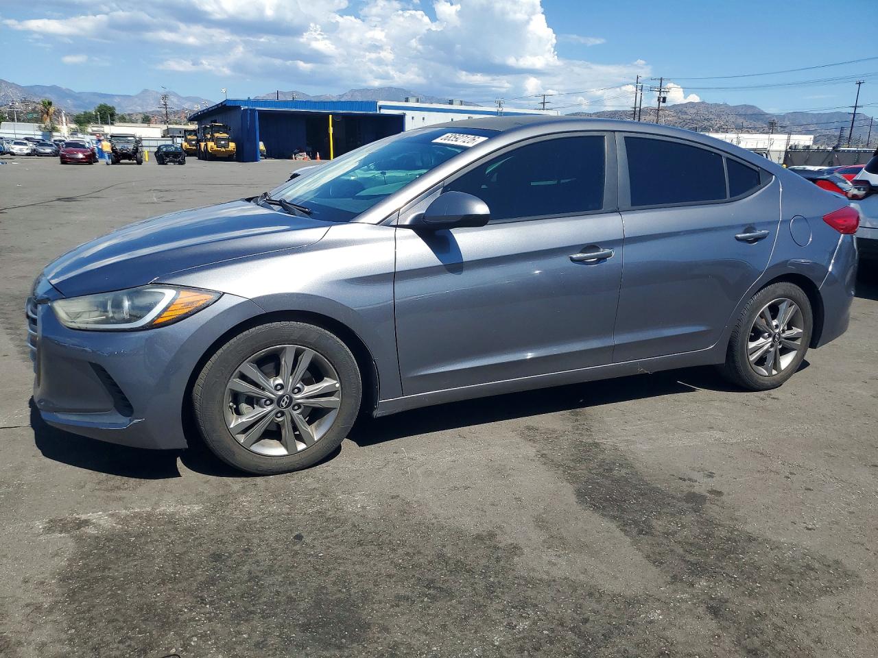 2018 HYUNDAI ELANTRA — Front 3/4