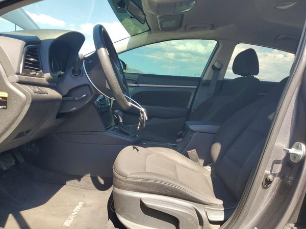 2018 HYUNDAI ELANTRA — DENT