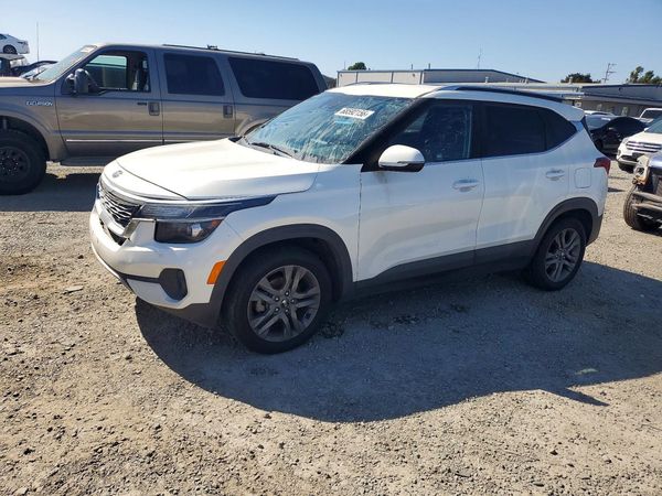 2021 KIA SELTOS S — Front 3/4