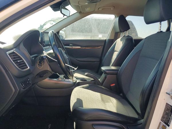 2021 KIA SELTOS S — DENT