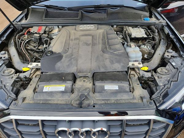 2020 AUDI Q7 quattro Premium Plus
