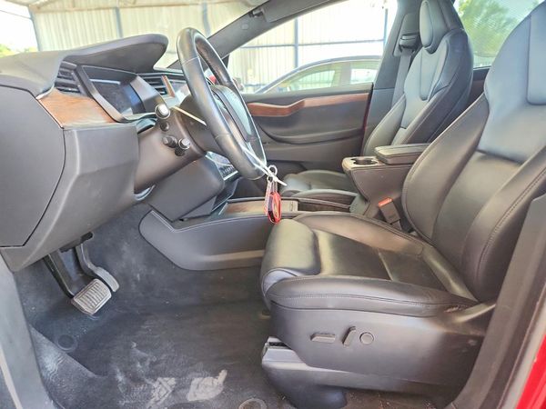 2020 TESLA MODEL X