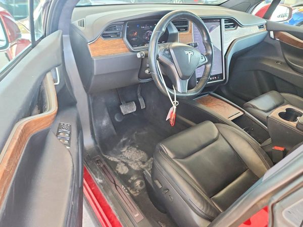 2020 TESLA MODEL X
