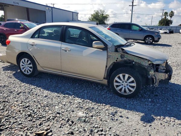 2012 TOYOTA COROLLA — Passenger 3/4