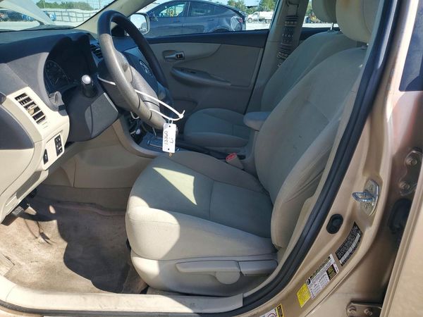 2012 TOYOTA COROLLA — DENT