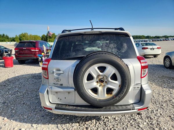 2012 TOYOTA RAV4 High