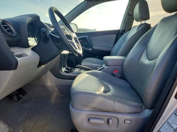 2012 TOYOTA RAV4 High