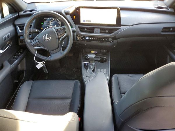 2024 LEXUS UX 250h Luxury — CKPT