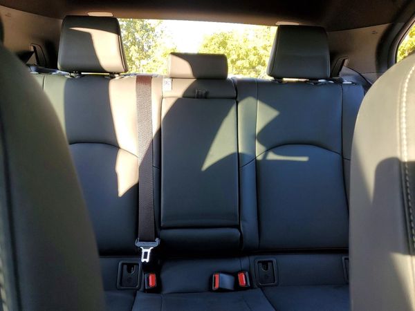 2024 LEXUS UX 250h Luxury — SUVN