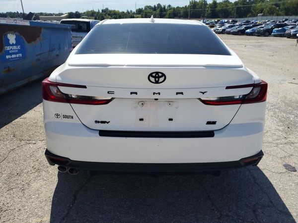 2025 TOYOTA CAMRY