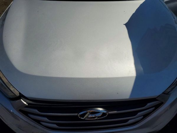 2018 HYUNDAI TUCSON — Engine bay