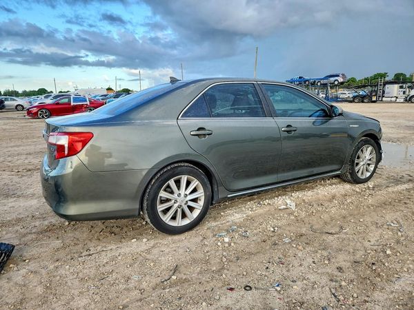 2012 TOYOTA CAMRY SOLA Hybrid