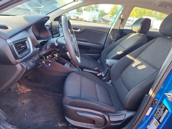 2021 KIA RIO