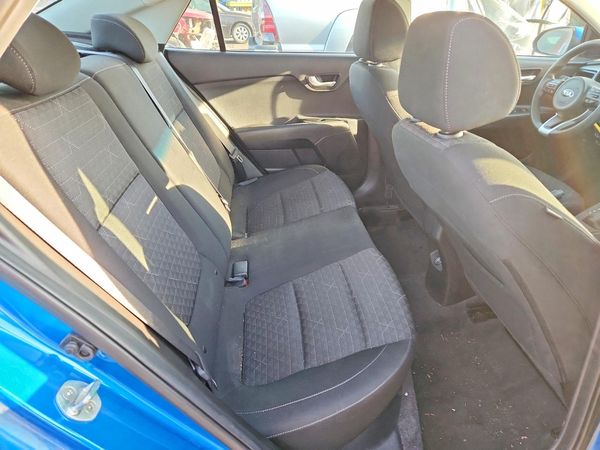 2021 KIA RIO