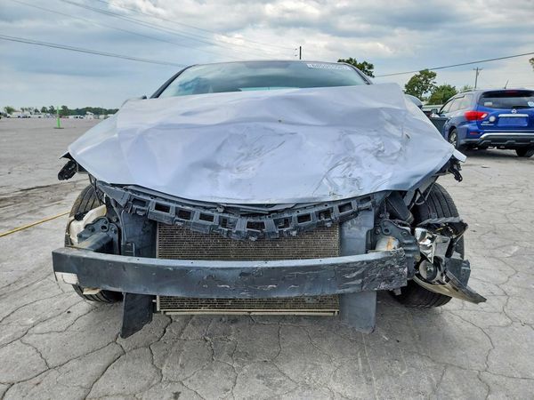 2017 HYUNDAI ELANTRA SE Base — DIRF