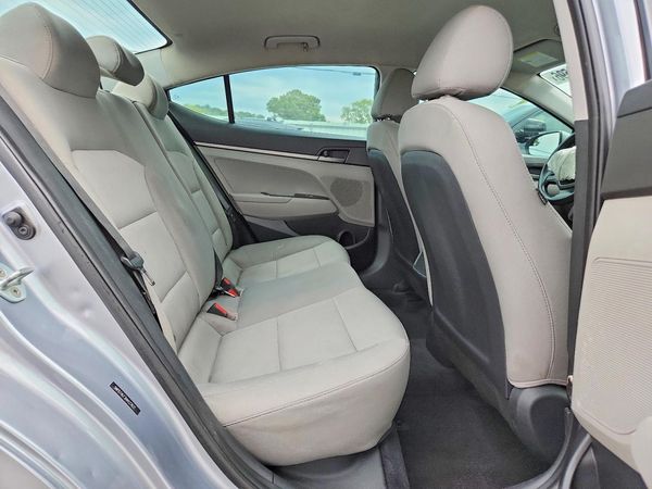 2017 HYUNDAI ELANTRA SE Base — PSRS