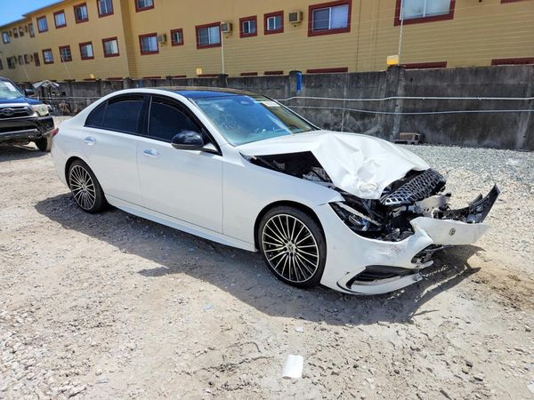2024 MERCEDES-BENZ C — Passenger 3/4