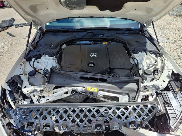 2024 MERCEDES-BENZ C — Engine bay