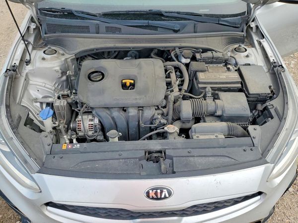 2020 KIA FORTE — Engine bay
