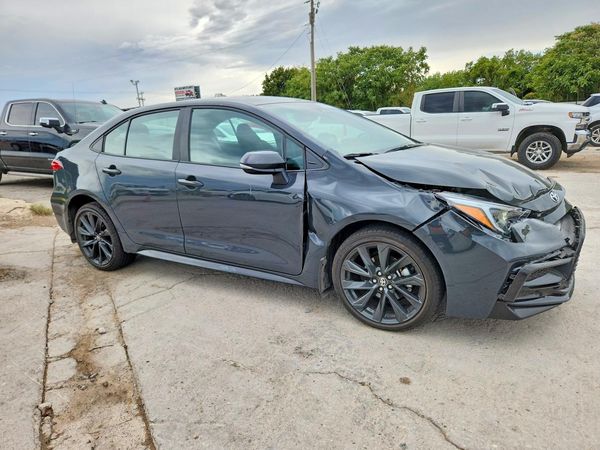 2026 TOYOTA COROLLA SE — Passenger 3/4