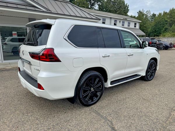 2016 LEXUS LX 570