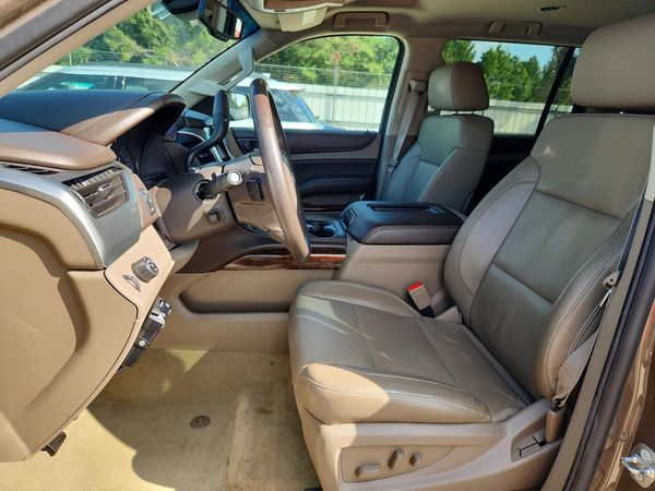 2015 CHEVROLET SUBURBAN LT — DENT