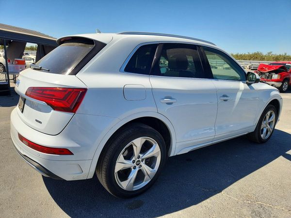 2021 AUDI Q5 quattro Premium Plus