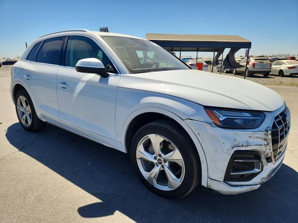 2021 AUDI Q5 quattro Premium Plus
