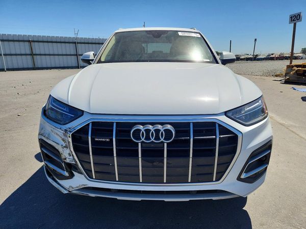 2021 AUDI Q5 quattro Premium Plus