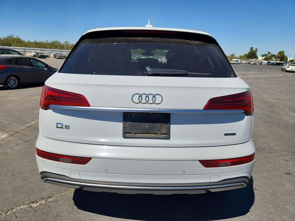 2021 AUDI Q5 quattro Premium Plus