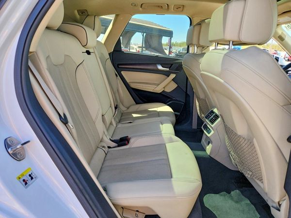 2021 AUDI Q5 quattro Premium Plus