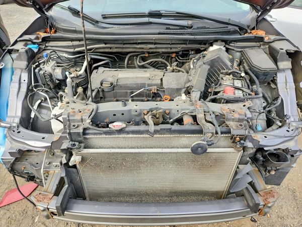 2015 HONDA CRV EX — Engine bay