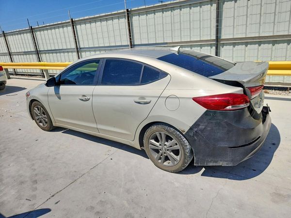 2017 HYUNDAI ELANTRA