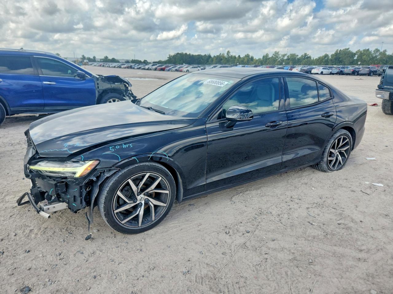 2019 VOLVO S60 Momentum