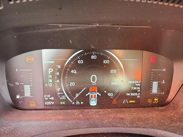 2019 VOLVO S60 Momentum