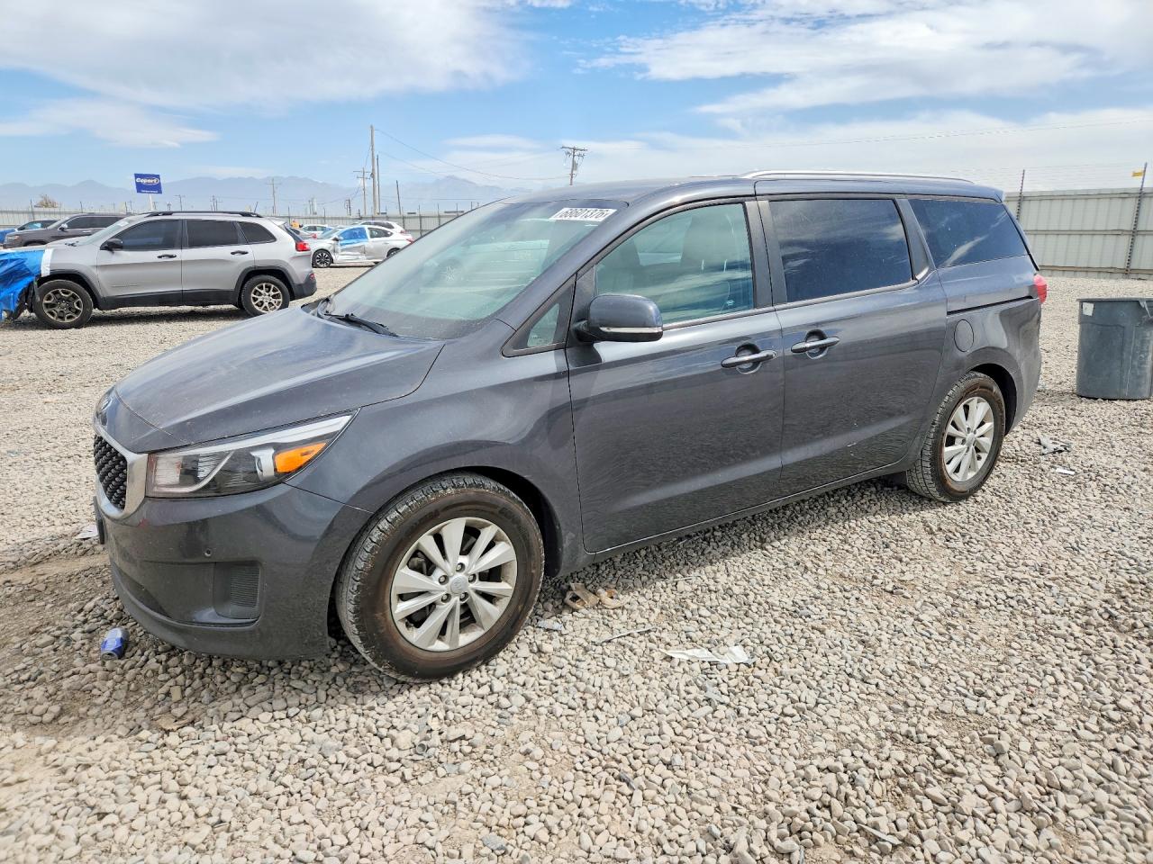 2017 KIA SEDONA LX