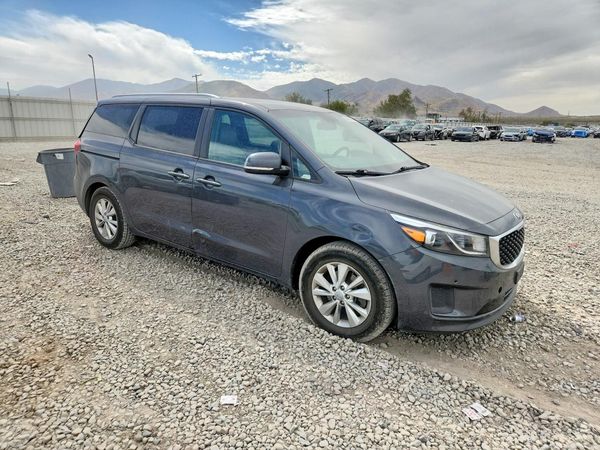 2017 KIA SEDONA LX